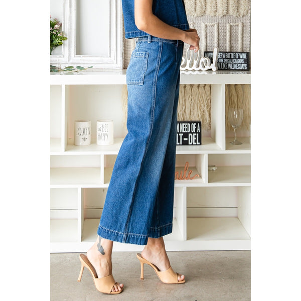 Nikki Jeans