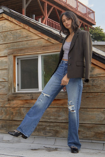 Kan Can Ultra High-Rise Distressed 90s Flare