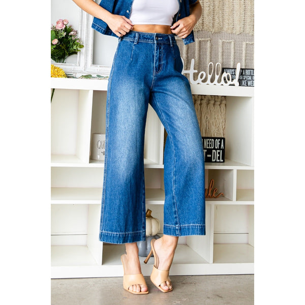 Nikki Jeans