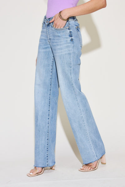 Judy Blue Straight Jeans