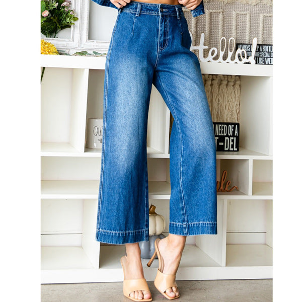Nikki Jeans